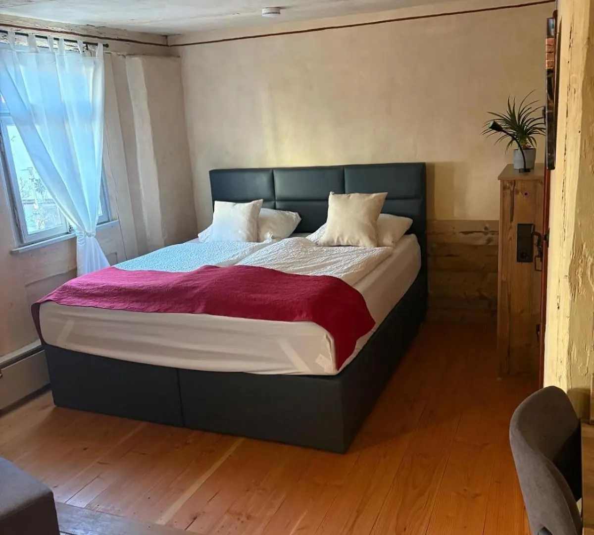 Genusspur - Schiefer Salon Apartment Zirndorf