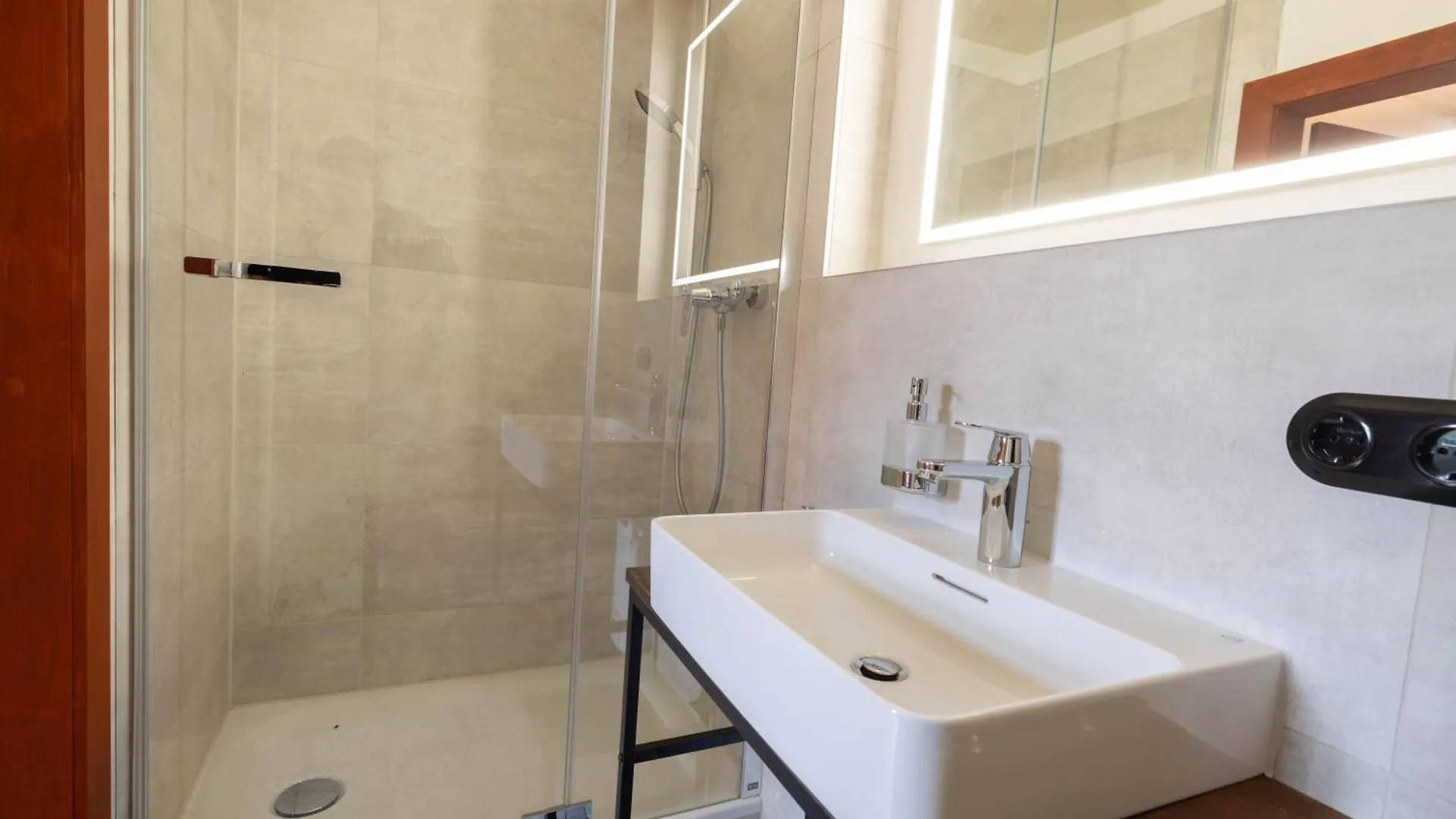 Genusspur - Schiefer Salon Apartment Zirndorf