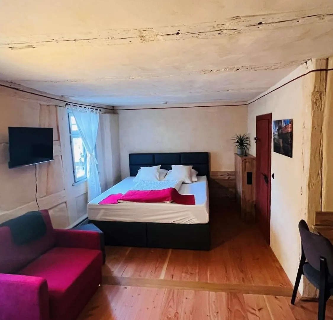 Genusspur - Schiefer Salon Apartment Zirndorf 0*,  Germany
